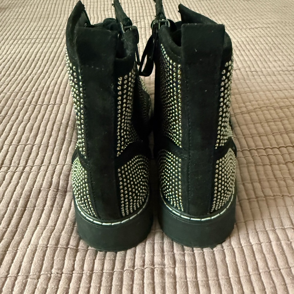 Steve Madden Girl Kurrt-R Studded Combat Boot - Picture 8 of 9